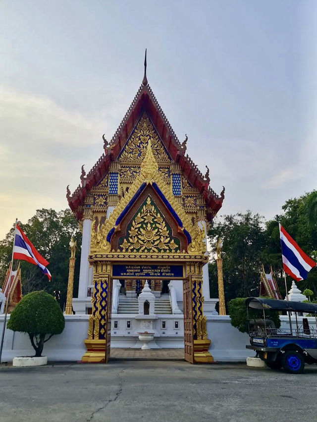 สงบใจท่ามกลางความงามแห่งศิลปะไทย ✨🙏