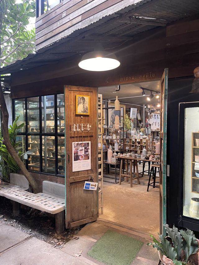 ภาชนะ สตูดิโอ บ้านข้างวัด 🍶🌿  ภาชนะ สตูดิโอ บ้านข้างวัด 🍶🌿
