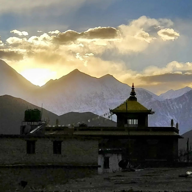 Roof of the World: My Solo Annapurna Adventure