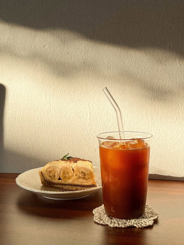 คาเฟ่มินิมอล Hana Coffee 