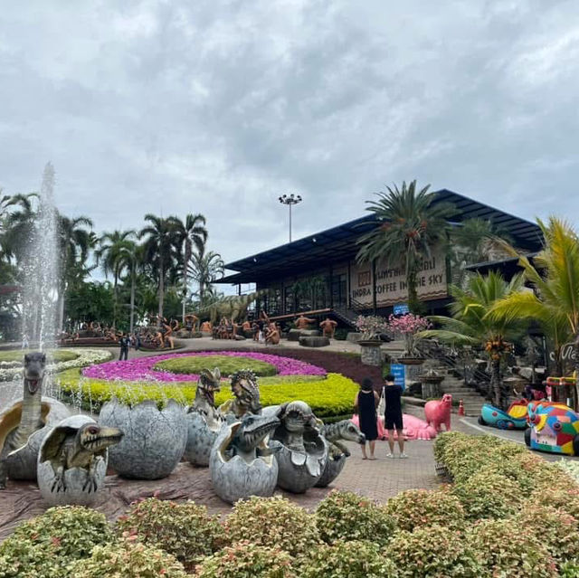 🌿 Chonburi Nong Nooch Tropical Botanical Garden — Guide 🌿 Chonburi Nong Nooch Tropical Botanical Garden — Guide