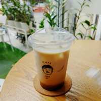 Timeless Grounds, Manila’s Vintage Pulse