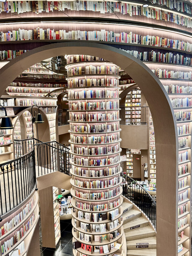 都江堰一日遊攻略：離堆公園、古城漫步與鏡面書閣