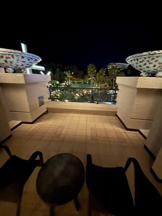 제주 롯데호텔 — 감성과 클래식 럭셔리가 공존하는 커플 여행 숙소 제주 롯데호텔 — 감성과 클래식 럭셔리가 공존하는 커플 여행 숙소