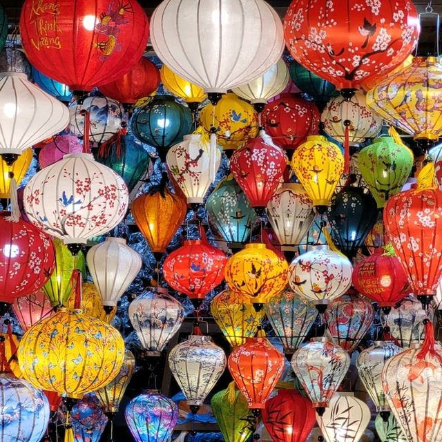 Hoi An: Where Art Lives in Every Lantern's Glow Hoi An: Where Art Lives in Every Lantern's Glow