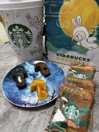 星巴克超可愛嘅Bearista Moon Giant Cup 