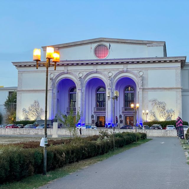 Bucharest National Opera: Cultural Elegance