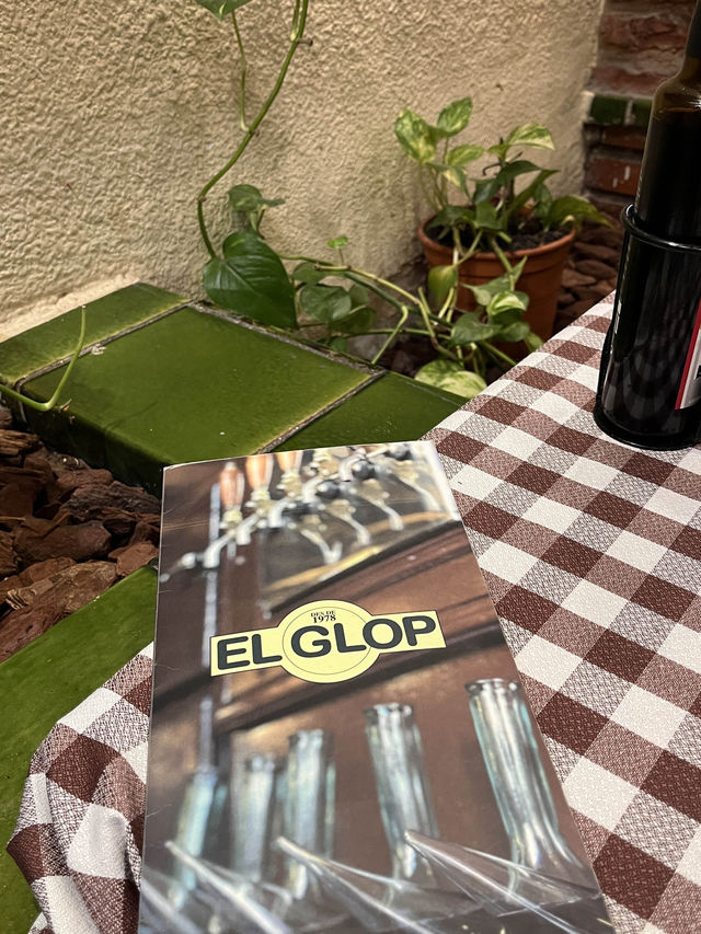 바르셀로나 빠에야 맛집을 찾고 있다면, El Glop