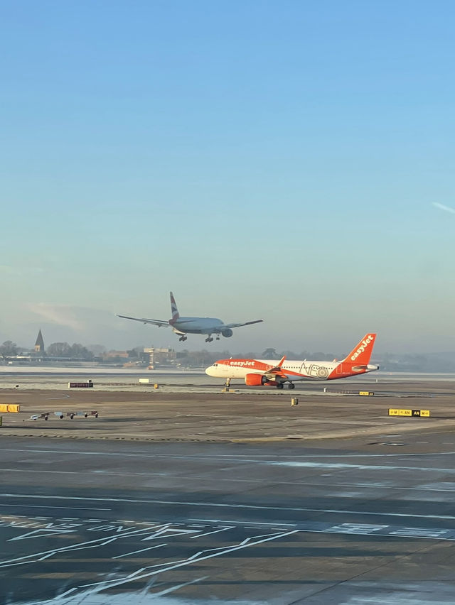 【英國蓋特威克機場 Gatwick Airport 首次參觀！】