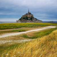 Mont Saint-Michel: A Journey into History and Wonder