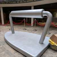🚔 現實版大富翁「監獄」登場！Leeds Corn Exchange 的有趣場景打卡** 🏛️  