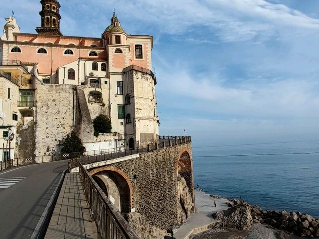 Walking from Minori to Amalfi along the coast 