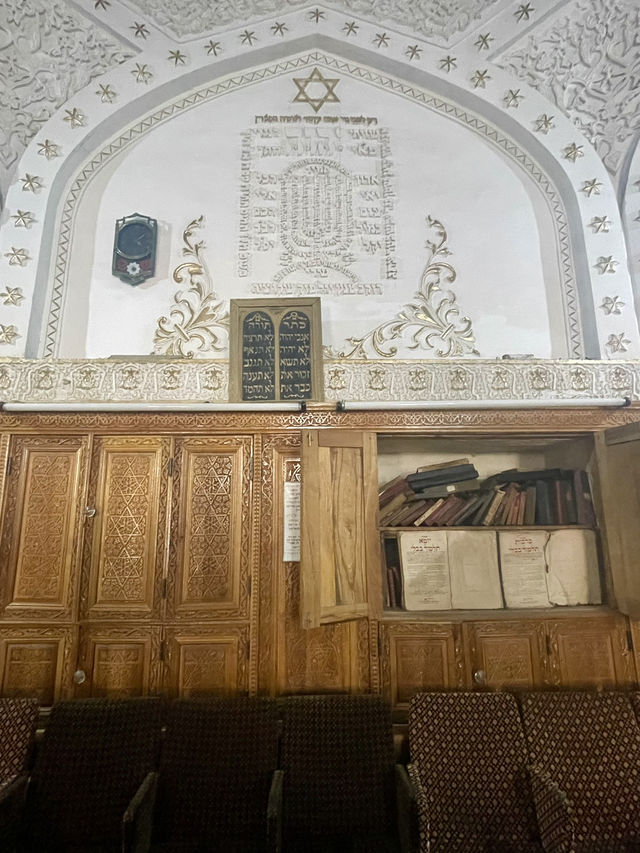 The Gumbaz Synagogue