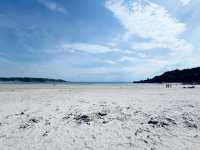 Soft Sand, Clear Water, Zero Stress – St. Brelade’s Bay Has It All