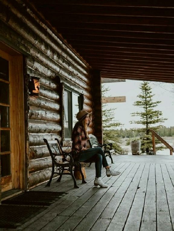 Discover Yellowstone National Park: Adventure, Scenery & A Hidden Gem for the Perfect Stay!