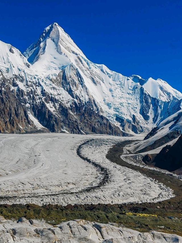 Khan Tengri: “Lord of the Sky” – The Pyramidal Jewel of the Tien Shan