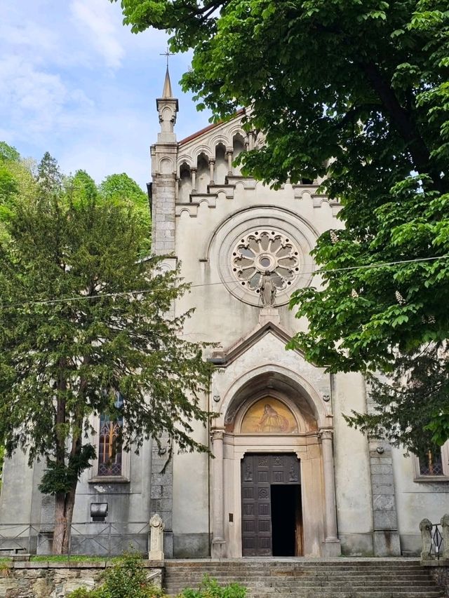 🏰 Gateway to Ossola’s Quiet Heart – Vogogna, Italy