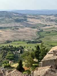Siena’s Sun-Kissed Views & Cultural Gems in Montepulciano