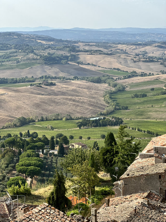 Siena’s Sun-Kissed Views & Cultural Gems in Montepulciano