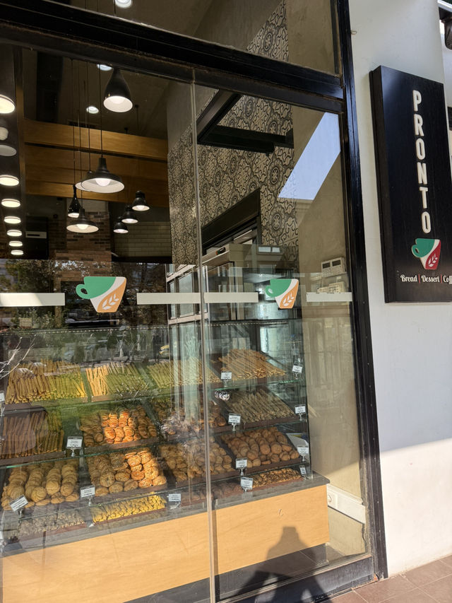 ☕️ Fresh Bakes & Comforting Coffee Moments at Pronto Pastry Bakery & Café 🥐