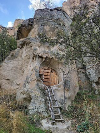 🍁 ウフララ渓谷 – 平和な渓谷を巡る旅 🚶‍♂️🌿