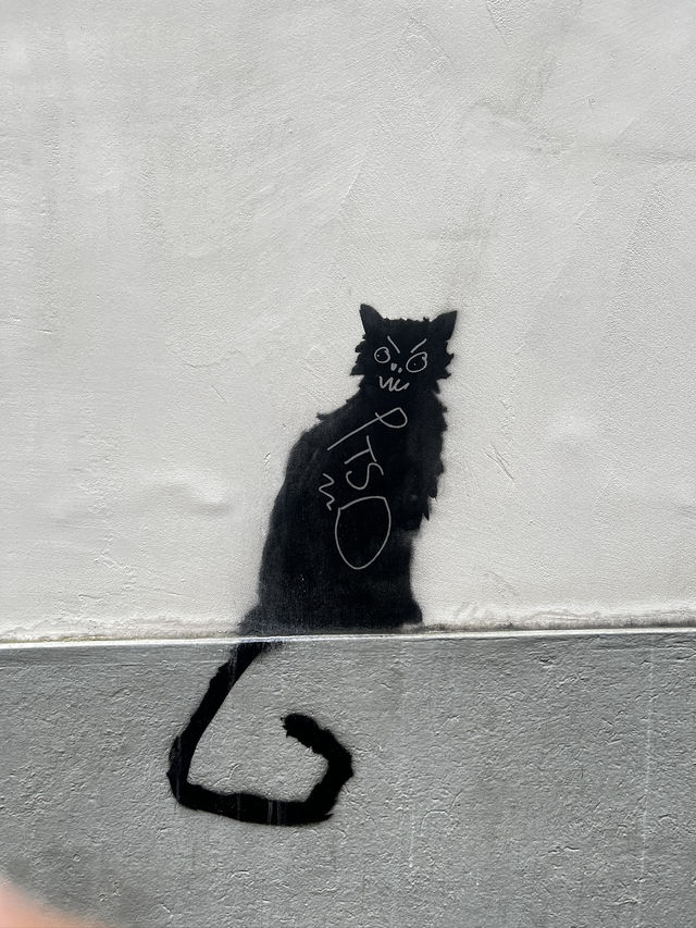 Unlock the Secrets of Medicine at Pharmaziemuseum Basel 🇨🇭