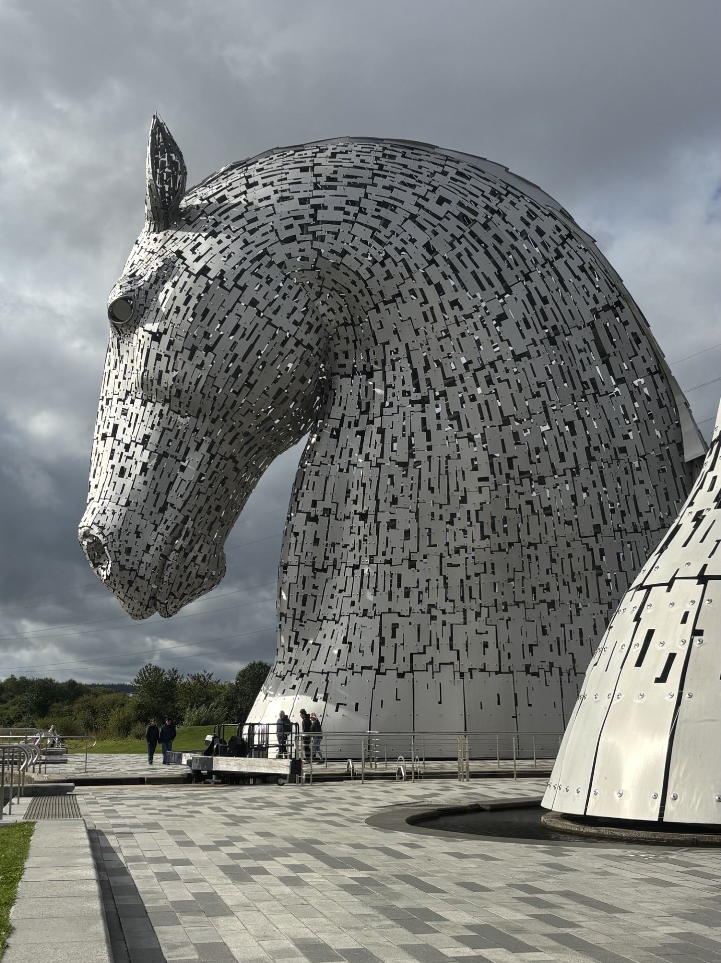 The Kelpies – Scotland’s Majestic Steel Giants 🐎✨
