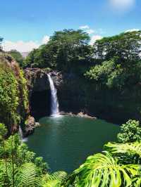 Must-visit hot spot in Hawaii 🏖 Rainbow Falls