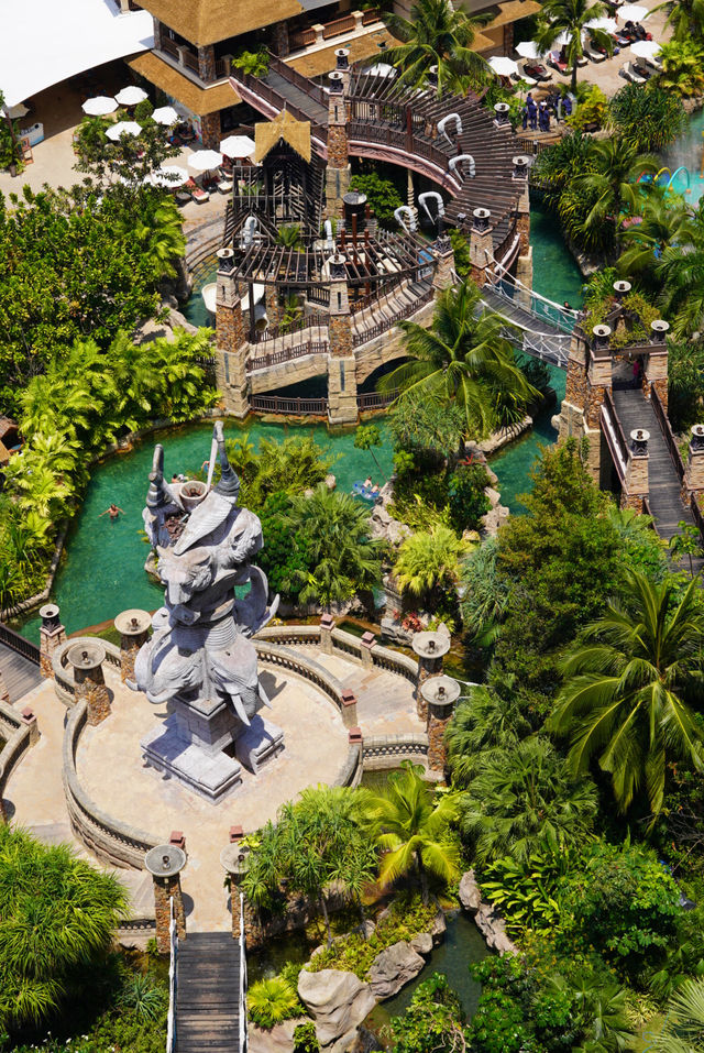 Recommended "Lost World" hotel in Pattaya is awesome.