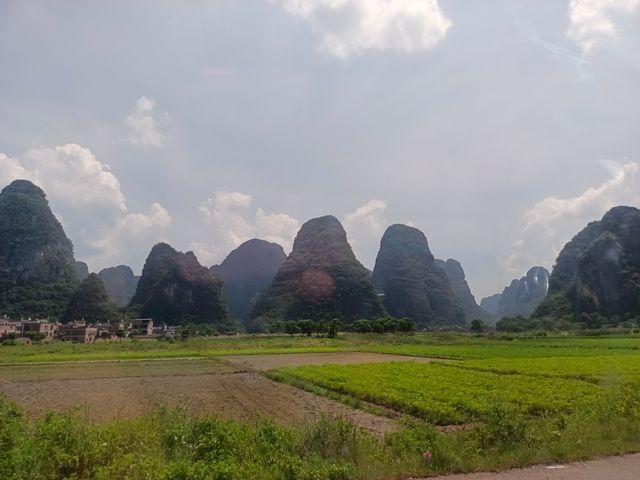 贺州玉石林