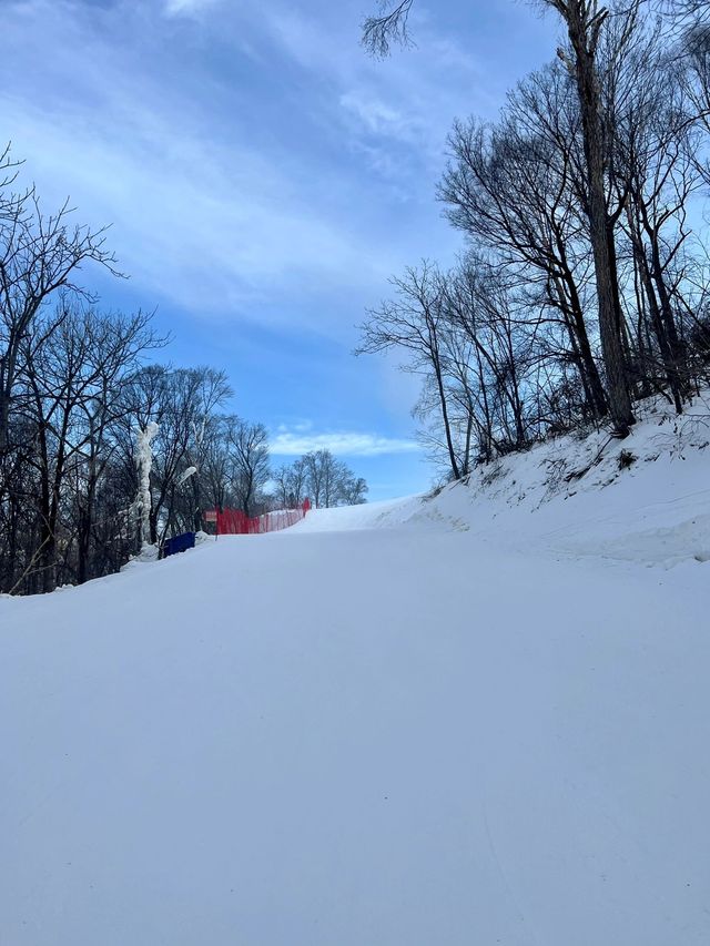 吉林省吉林市北大湖滑雪場 擠爆了