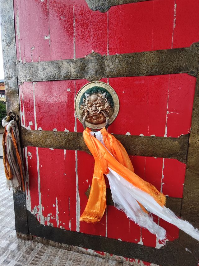 米拉日巴佛阁因何而建？