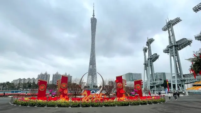 Is the Haixinsha dressed up for the New Year beautiful?