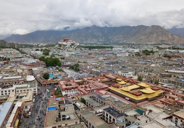 Discovering Lhasa: A Window to a Journey of the Soul