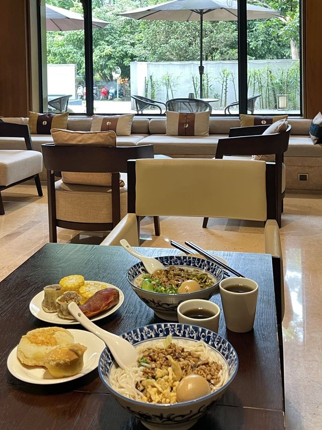 在陽朔住到中式園林酒店,看公路青山 在陽朔住到中式園林酒店,看公路青山