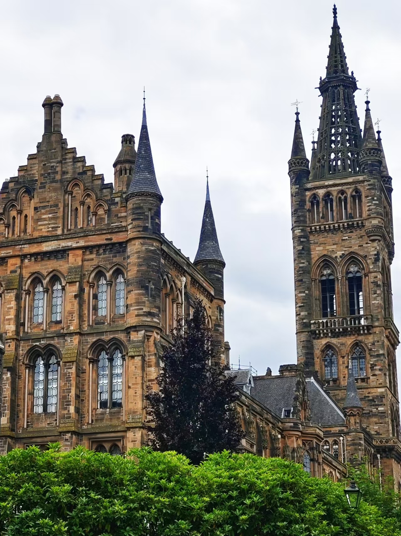 Phiên bản thực sự của Hogwarts ~ Đại học Glasgow.