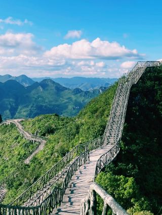 老王山的神秘與壯麗，值得一遊的旅遊目的地。