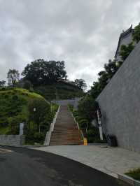 遊梧州明朝兩廣總督府記。