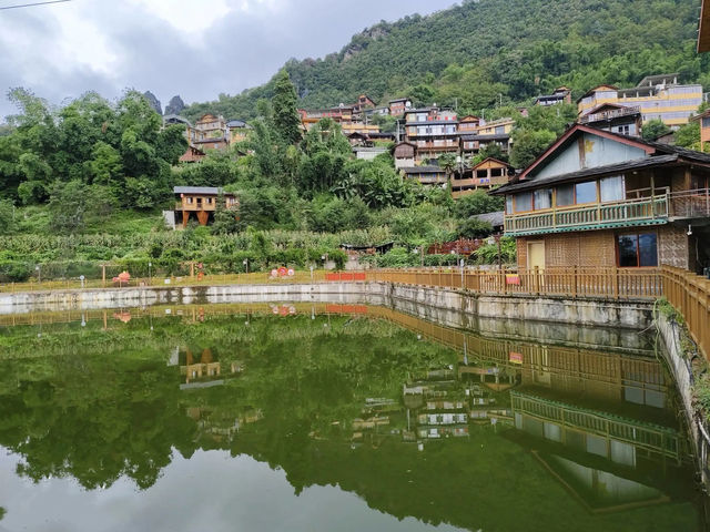 打卡雲南怒江老姆登村。