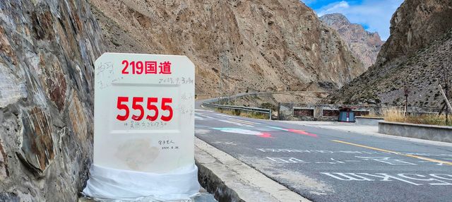 青藏疆甘大環線自駕53日。
