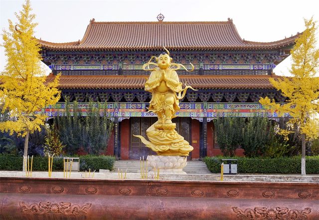 壯觀的佛教建築群，令人驚嘆。