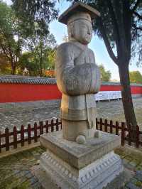 洹水河畔總統墓：袁林。