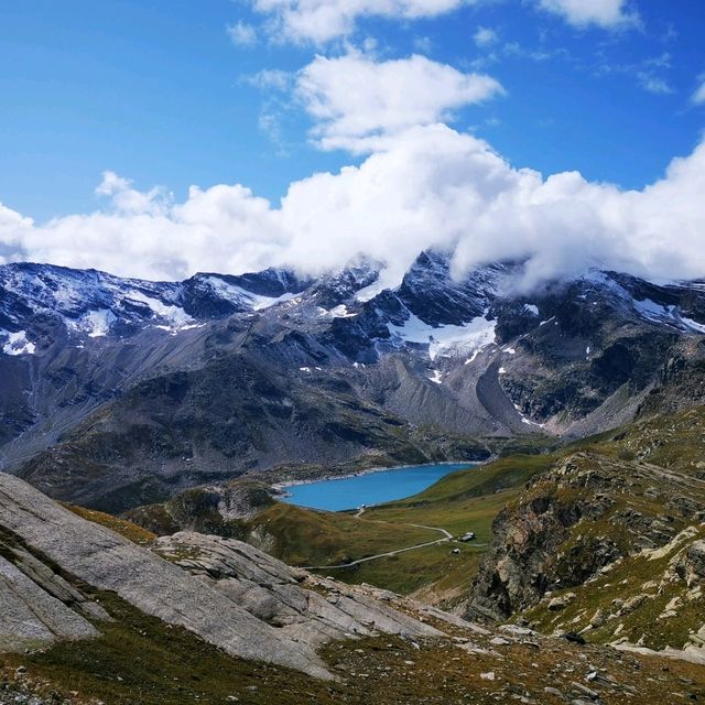 Alpine Hiking Adventures in Gran Paradiso National Park