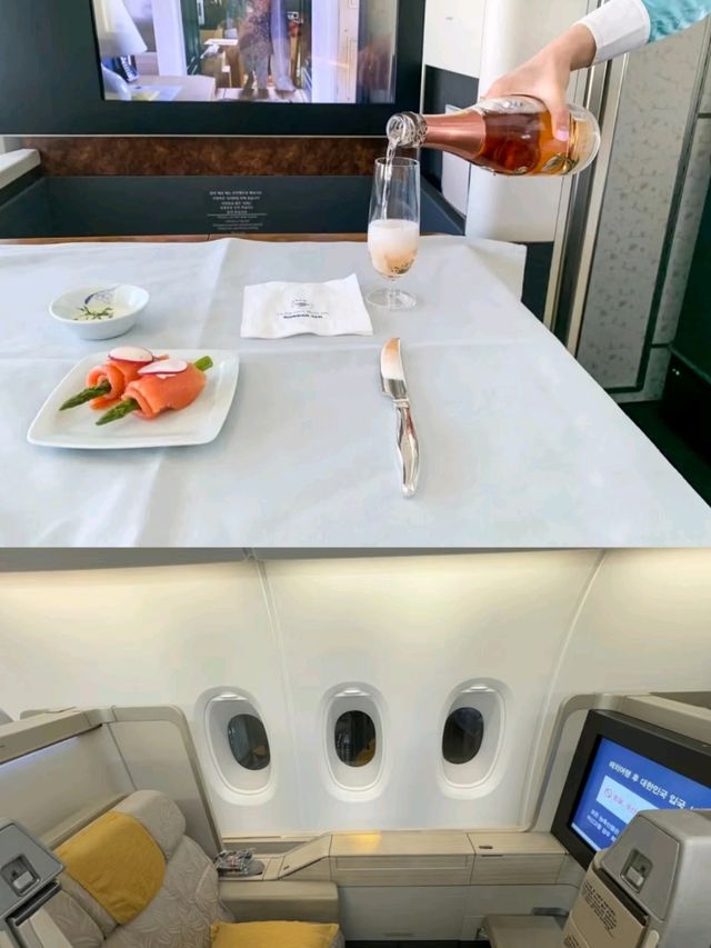 The air giant A380 Emirates in first-class cabin ✈️