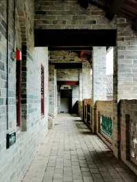 一座大宅院，四位大將軍