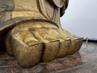 Zhongyuan Giant Buddha