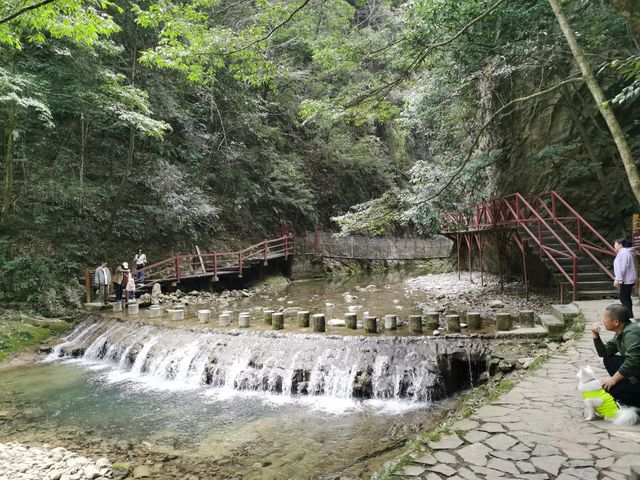 中壩大峽谷天然氧吧  陝西石泉縣遊