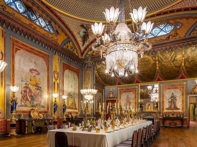 Brighton Royal Pavilion is so Artistically Beautiful🤩