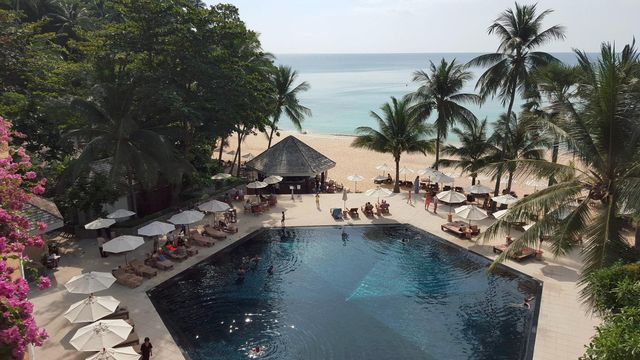 隱秘海灘上的布吉蘇林酒店