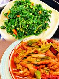 酒泉呢間蒼蠅小館，我可以食三碗飯